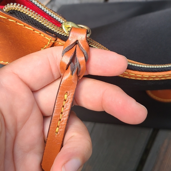 Dooney & Bourke Tote - Picture 7 of 12